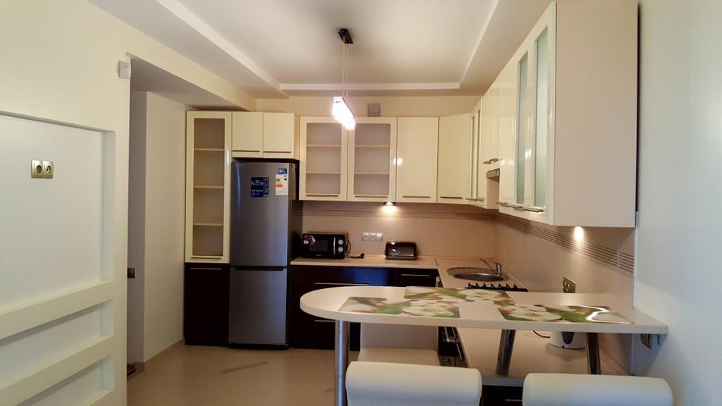 Apartments On Zelena リヴィウ 部屋 写真